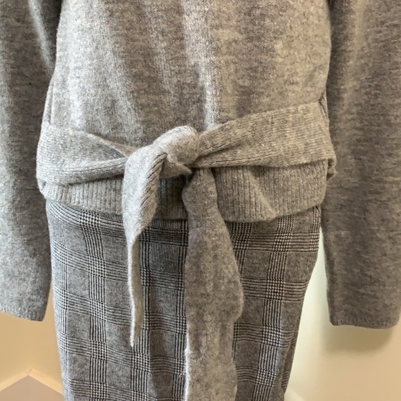 NWT Wayf gray women’s sweater size S - Picture 2 of 8